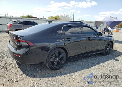 2024 Honda Accord Hybrid Sport-L z USA, uszkodzony, nr VIN 1HGCY2F79RA077495